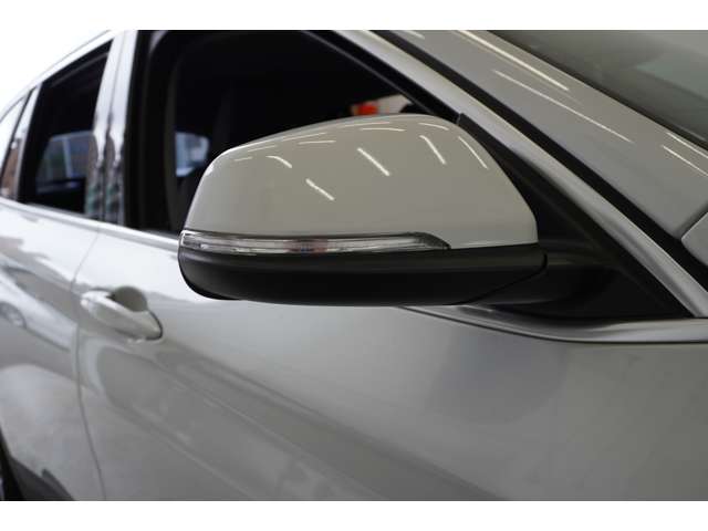 ＢＭＷ Ｘ１ Ｘドライブ １８Ｄ Ｘライン ４ＷＤ R4年 (近畿) 99