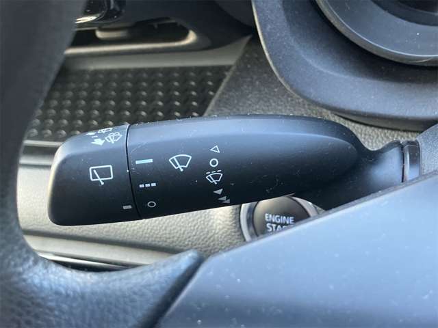 トヨタ ヤリス １．０ Ｇ R3年 (東海) 99