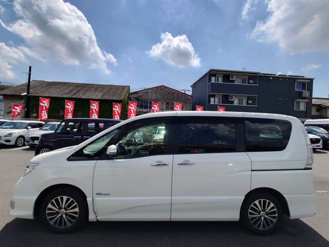 日産 セレナ ２．０ ハイウェイスター Ｓ－ＨＹＢＲＩＤ H26年 (中国) 99