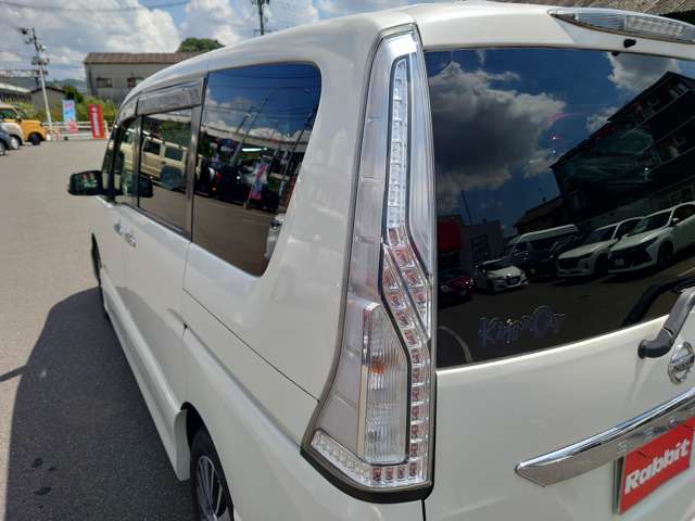 日産 セレナ ２．０ ハイウェイスター Ｓ－ＨＹＢＲＩＤ H26年 (中国) 99