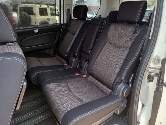 日産 セレナ ２．０ ハイウェイスター Ｓ－ＨＹＢＲＩＤ H26年 (中国) 99