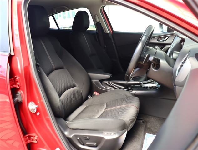 マツダ アクセラスポーツ １．５ １５ＸＤ プロアクティブ ディーゼルターボ H29年 (関東) 99