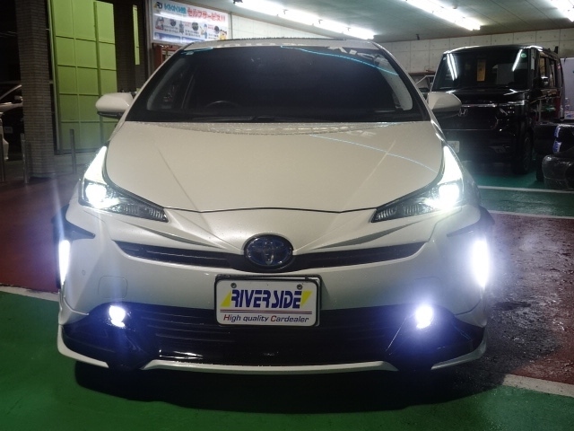 トヨタ プリウス １．８ Ａ R1年 (関東) 99