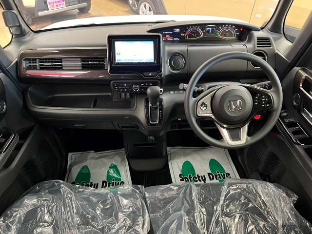 ホンダ Ｎ　ＢＯＸ カスタム ６６０ Ｇ Ｌ ホンダセンシング ４ＷＤ R2年 (北海道) 99