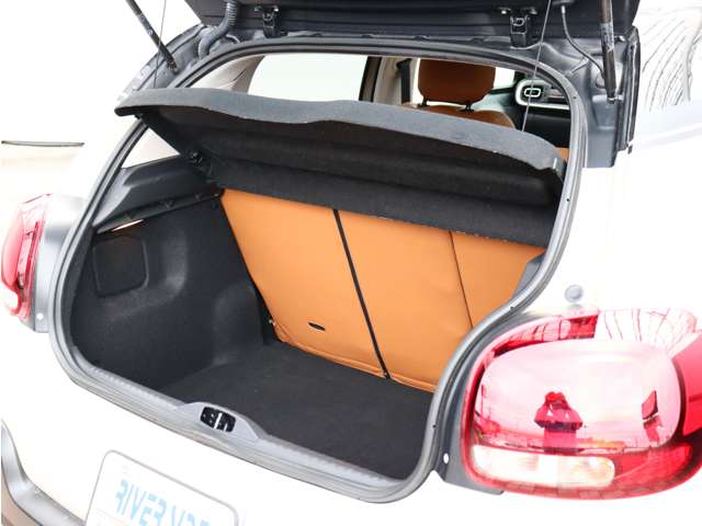 シトロエン Ｃ３ シャイン R1年 (関東) 99