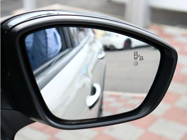 シトロエン Ｃ３ シャイン R1年 (関東) 99