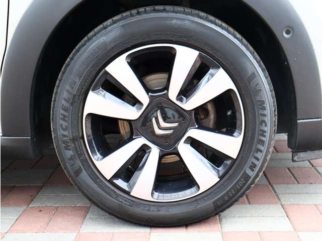 シトロエン Ｃ３ シャイン R1年 (関東) 99