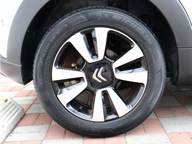 シトロエン Ｃ３ シャイン R1年 (関東) 99