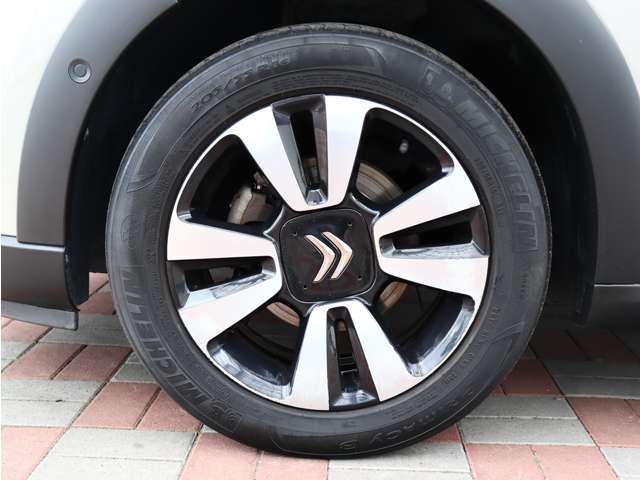 シトロエン Ｃ３ シャイン R1年 (関東) 99