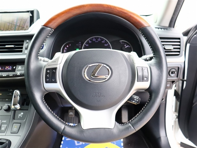 レクサス ＣＴ２００ｈ バージョンＬ H23年 (関東) 99