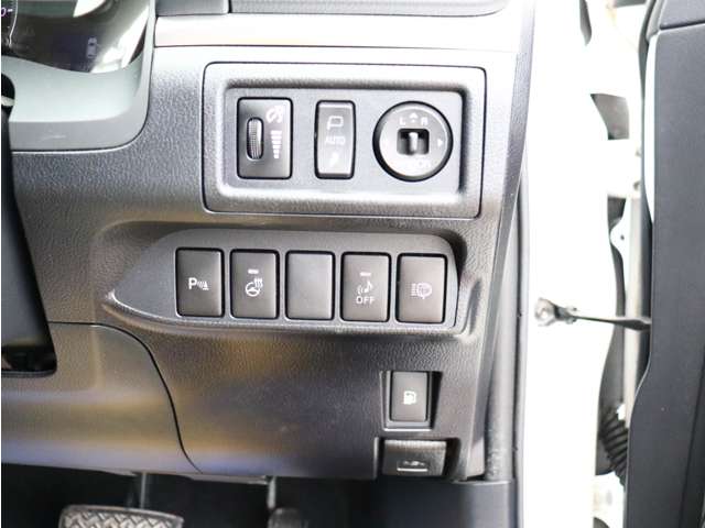 レクサス ＣＴ２００ｈ バージョンＬ H23年 (関東) 99