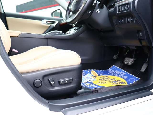 レクサス ＣＴ２００ｈ バージョンＬ H23年 (関東) 99