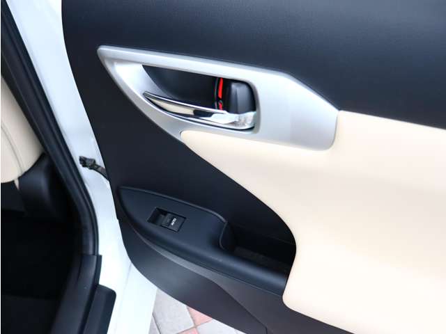 レクサス ＣＴ２００ｈ バージョンＬ H23年 (関東) 99