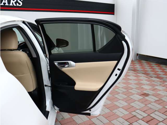 レクサス ＣＴ２００ｈ バージョンＬ H23年 (関東) 99