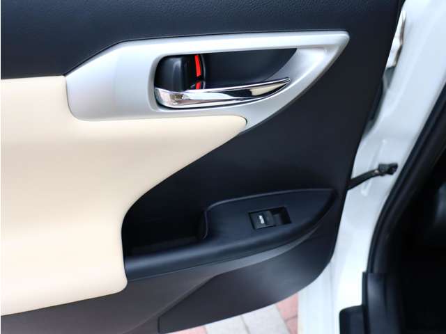 レクサス ＣＴ２００ｈ バージョンＬ H23年 (関東) 99