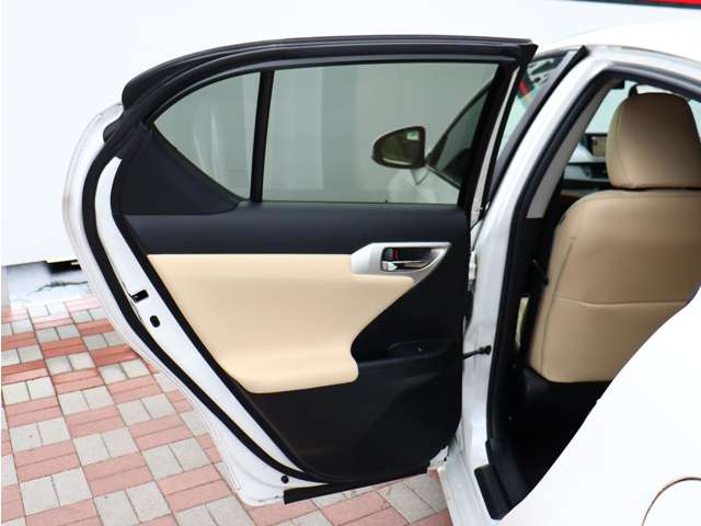 レクサス ＣＴ２００ｈ バージョンＬ H23年 (関東) 99