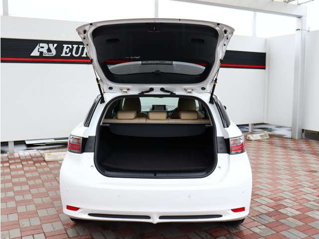 レクサス ＣＴ２００ｈ バージョンＬ H23年 (関東) 99