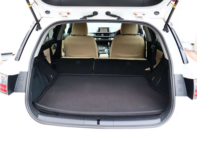 レクサス ＣＴ２００ｈ バージョンＬ H23年 (関東) 99