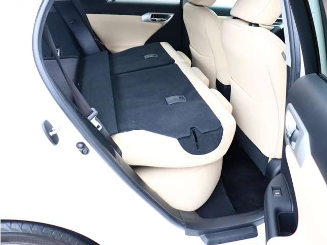 レクサス ＣＴ２００ｈ バージョンＬ H23年 (関東) 99