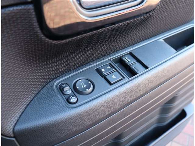 ホンダ Ｎ−ＶＡＮ ６６０ ＋スタイル ファン ターボ R3年 (関東) 99