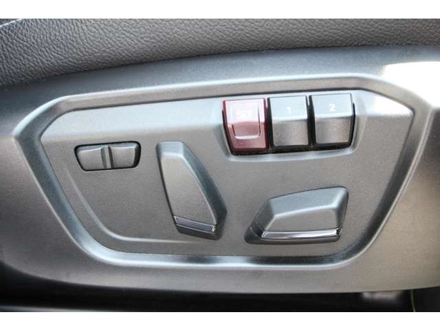 ＢＭＷ Ｘ３ セレブレーション エディション ブラックアウト ディーゼルターボ ４ＷＤ H28年 (関東) 99