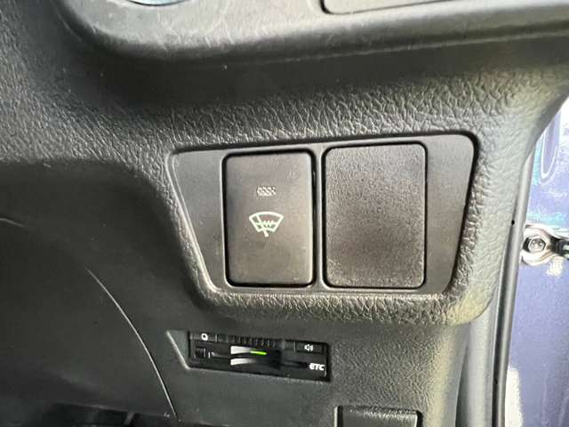 トヨタ カローラフィールダー　ハイブリッド １．５ ハイブリッド Ｇ H27年 (東北) 99