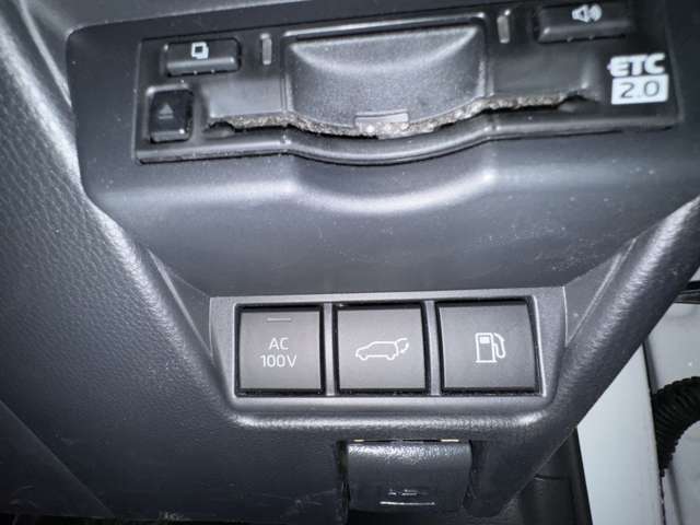 トヨタ プリウス ２．０ Ｚ R5年 (東北) 99