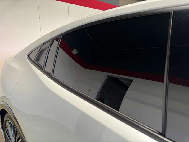 トヨタ プリウス ２．０ Ｚ R5年 (東北) 99