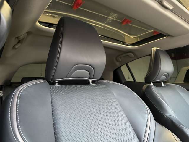 トヨタ プリウス ２．０ Ｚ R5年 (東北) 99