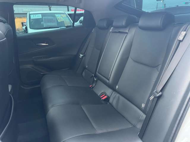 トヨタ プリウス ２．０ Ｚ R5年 (東北) 99