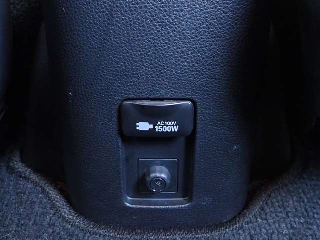 トヨタ アクア １．５ Ｘ R4年 (関東) 99