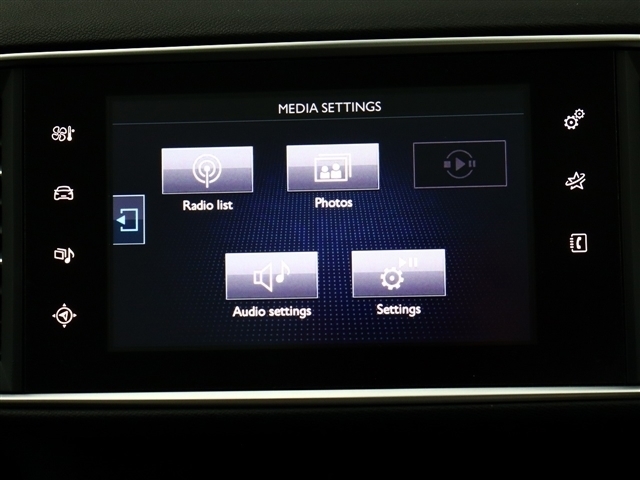 プジョー ３０８ＳＷ アリュール ブルーＨＤＩ ディーゼルターボ H29年 (関東) 99