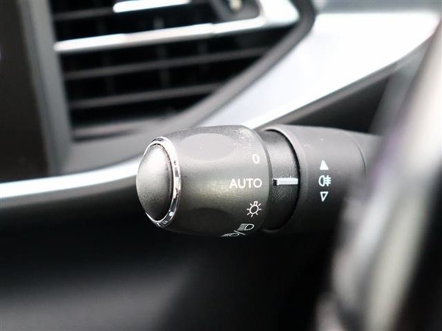 プジョー ３０８ＳＷ アリュール ブルーＨＤＩ ディーゼルターボ H29年 (関東) 99