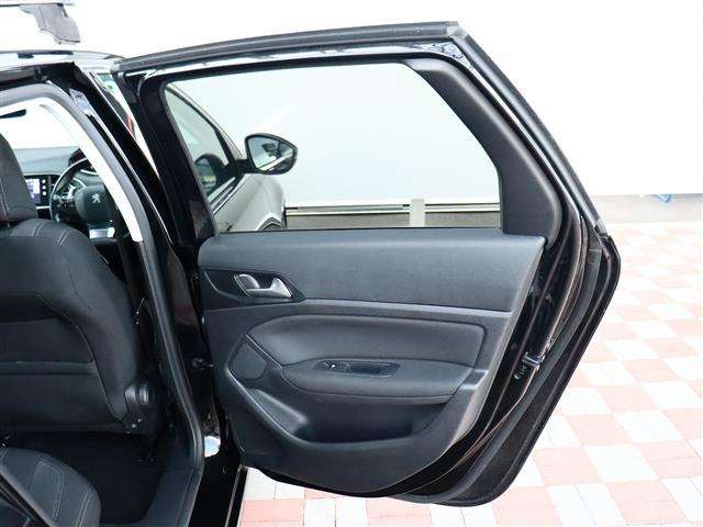 プジョー ３０８ＳＷ アリュール ブルーＨＤＩ ディーゼルターボ H29年 (関東) 99
