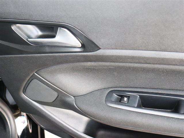 プジョー ３０８ＳＷ アリュール ブルーＨＤＩ ディーゼルターボ H29年 (関東) 99