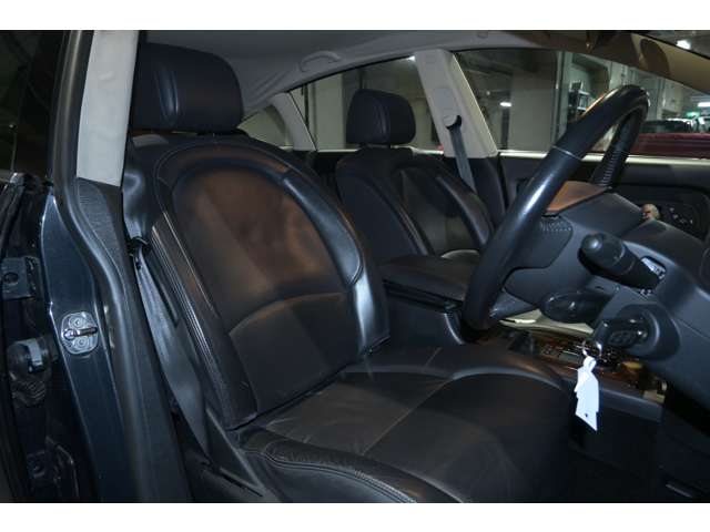 シトロエン Ｃ６ エクスクルーシブ H27年 (関東) 99