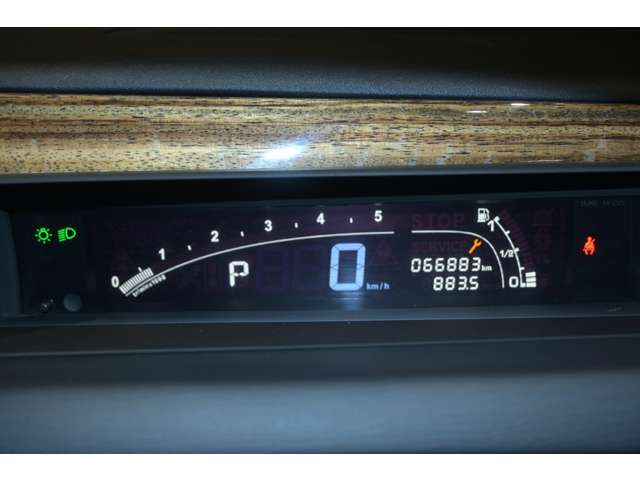 シトロエン Ｃ６ エクスクルーシブ H27年 (関東) 99