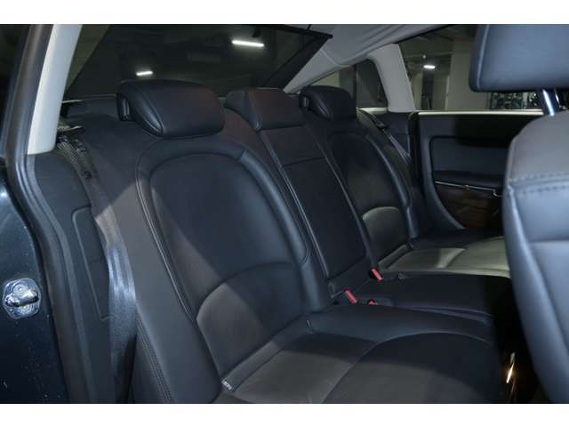 シトロエン Ｃ６ エクスクルーシブ H27年 (関東) 99