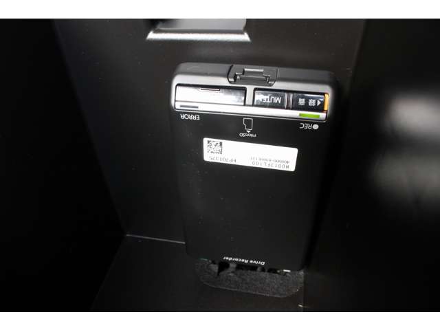 スバル インプレッサスポーツ ２．０ｉ−Ｌ　アイサイト H29年 (関東) 99