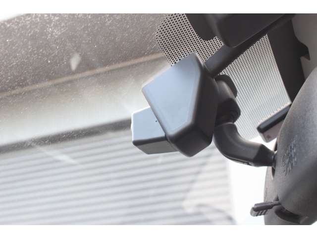 スバル インプレッサスポーツ ２．０ｉ−Ｌ　アイサイト H29年 (関東) 99