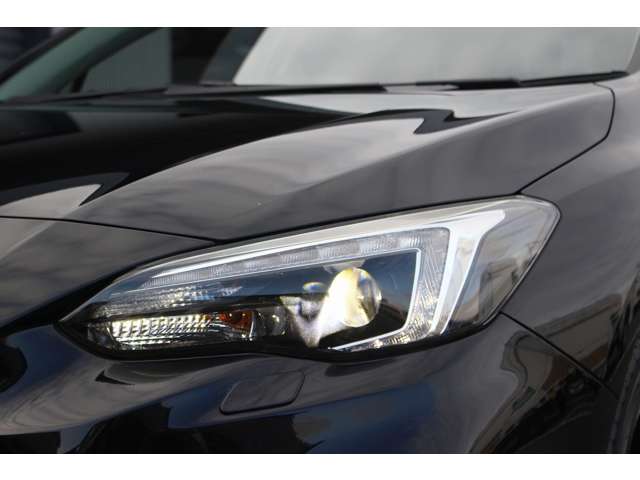 スバル インプレッサスポーツ ２．０ｉ−Ｌ　アイサイト H29年 (関東) 99