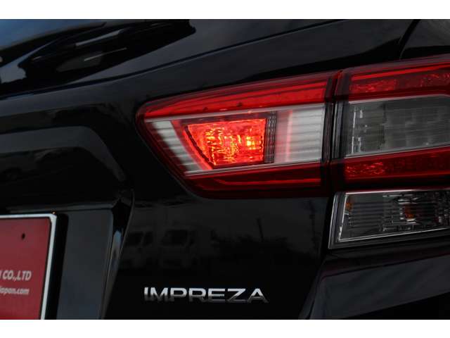 スバル インプレッサスポーツ ２．０ｉ−Ｌ　アイサイト H29年 (関東) 99