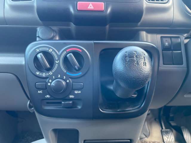 日産 ＮＶ１００クリッパー ６６０ ＧＸ ハイルーフ ４ＷＤ H27年 (東北) 99