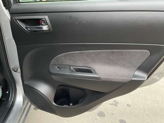 スズキ スイフト １．２ スタイル ４ＷＤ H27年 (北海道) 99