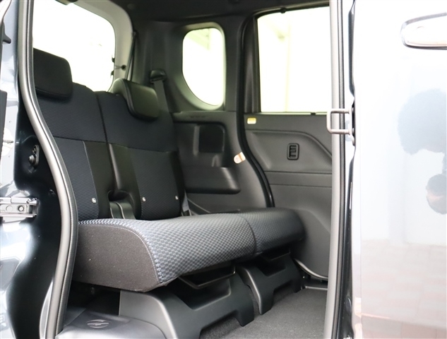 ダイハツ タント ６６０ カスタム ＲＳ R6年 (関東) 99