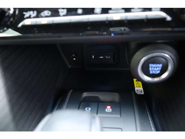 トヨタ ハリアー ２．０ Ｇ R4年 (関東) 99