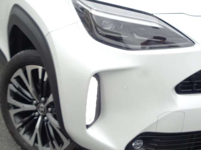 トヨタ ヤリスクロス １．５ Ｚ ４ＷＤ R4年 (中国) 99