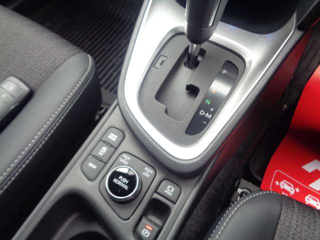 トヨタ ヤリスクロス １．５ Ｚ ４ＷＤ R4年 (中国) 99