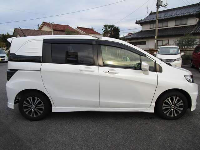 ホンダ フリードスパイク １．５ Ｇ エアロ H27年 (中国) 99