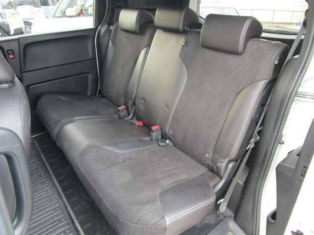 ホンダ フリードスパイク １．５ Ｇ エアロ H27年 (中国) 99